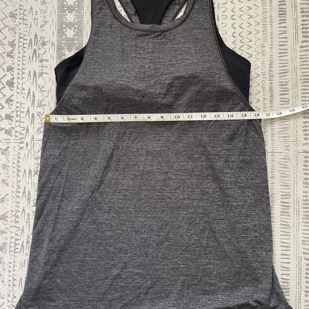 Lululemon Extra Mile Shelf Bra Tank Top 10 - Picture 8 of 8